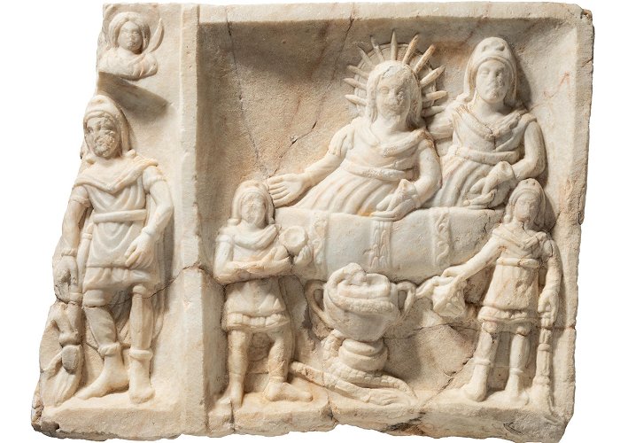 Man-river sculture The Mysteries of Mithras – The Past photo