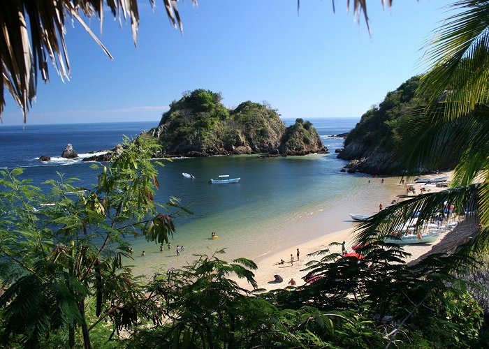 Zipolite-Puerto Angel Lighthouse Things to Do in Puerto Ángel in 2024 | Expedia photo