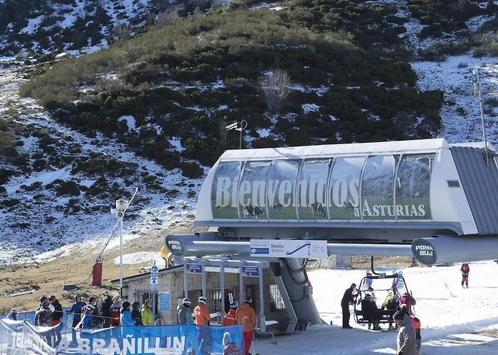 Branilin Jornada de esquí en Valgrande-Pajares - La Nueva España photo