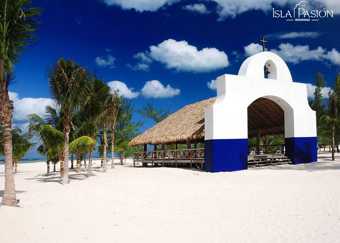 Isla Pasion Weddings Isla Pasion – Blue Venado Weddings photo