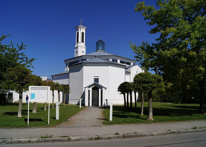 Kirchheim bei Muenchen photo