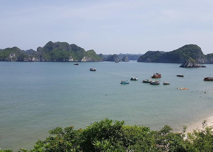 Cat Ba Island photo