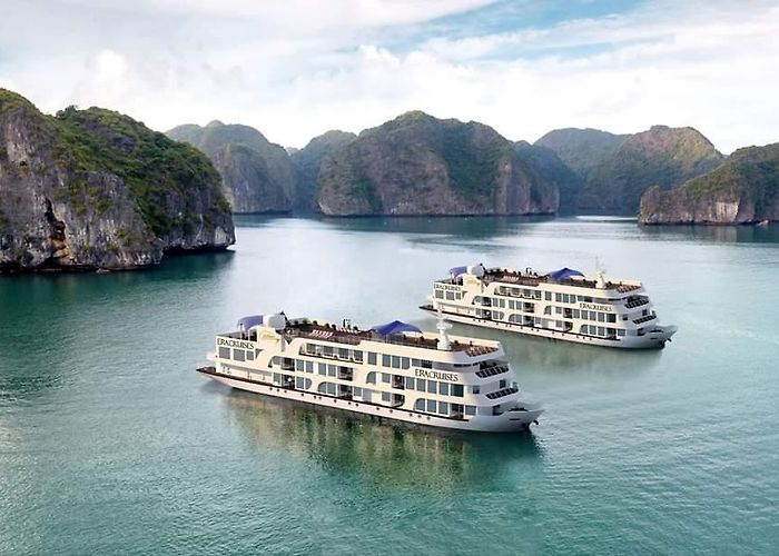 Cat Ba Island photo