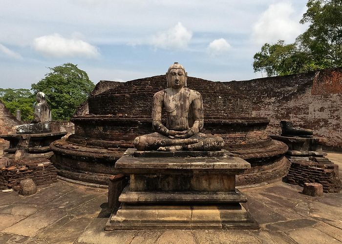 Polonnaruwa photo