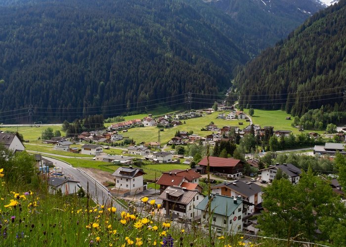 Pettneu am Arlberg photo