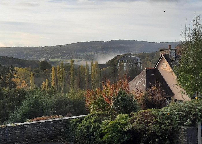 Chateauneuf-du-Faou photo