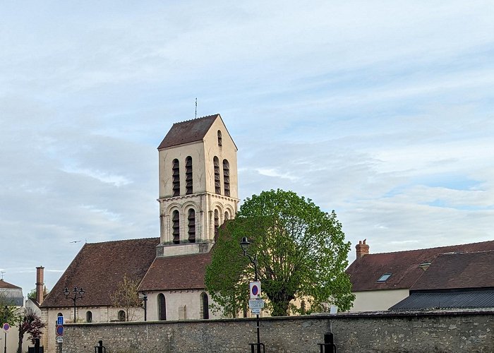 Verneuil-sur-Seine photo