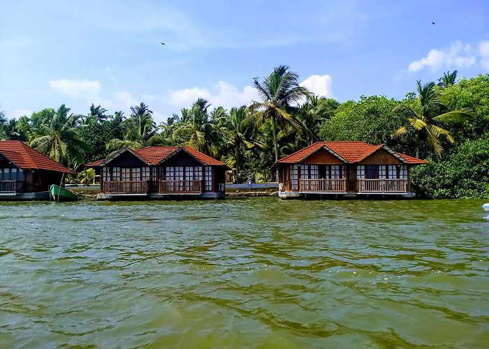 Poovar photo