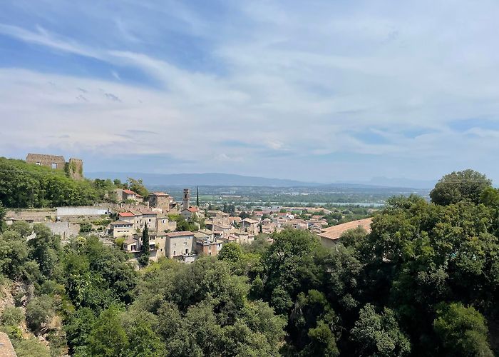 Charmes-sur-Rhone photo