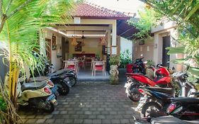 Ratna Villa Ubud Exterior photo