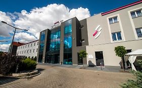 Hotel Sekowski Legnica Exterior photo