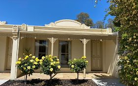 Acacia Terraces Aparthotel Echuca Exterior photo