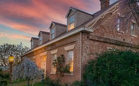 The Racecourse Inn Longford Exterior photo