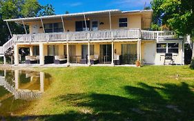 Hidden Harbor Suites Fort Myers Beach Exterior photo