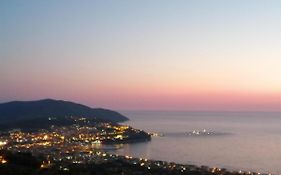 Una Terrazza Sul Mare Bed and Breakfast Agropoli Exterior photo