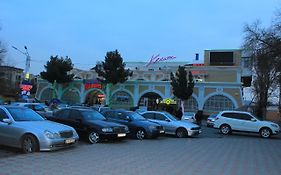 Хотел Хесон Khujand Exterior photo