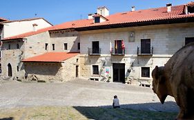 Hotel Parador de Santillana Gil Blas Santillana del Mar Exterior photo