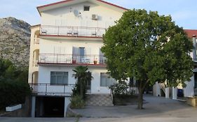 Apartmani Mm Starigrad Paklenica Exterior photo