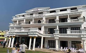 Hotel Vits Excellensea Karde Beach Dāpoli Exterior photo