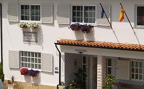 Residencial Celeste Bed and Breakfast Águeda Exterior photo