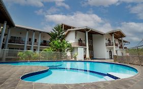 Hotel Neptune Bay Unawatuna Beach Exterior photo