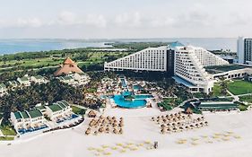 Iberostar Selection Cancun Hotel Exterior photo