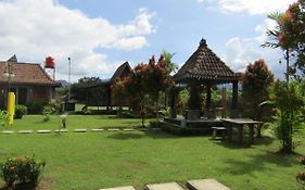 Hotel Balkondes Bumiharjo Magelang Exterior photo