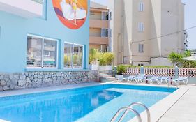 Hotel 4U Miranda - Adults Only Santa Ponsa Exterior photo