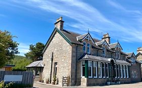 Ravenscraig Guest House Aviemore Exterior photo