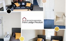 4 Bedroom House At Fern Lodge Preston Serviced Accommodation - Free Wifi & Parking Exterior photo