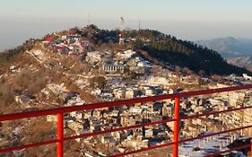 Peak Point Hotel & Apartments Murree Exterior photo