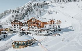 Superior Hotel Schneider Ski-In & Ski-Out Obertauern Exterior photo