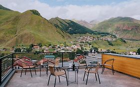 Northgate Hotel Kazbegi Exterior photo