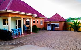 Hotel Rainbow Courts Hoima Exterior photo