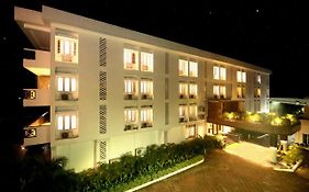 The Cindrella Hotel Siliguri Exterior photo