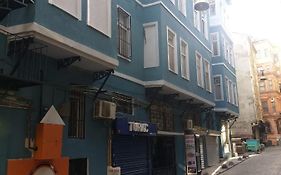 Taxim Hostel (Adults Only) Estambul Exterior photo