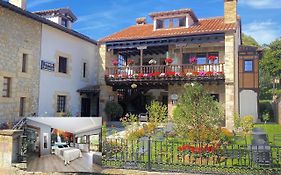 Hotel Posada Araceli Santillana del Mar Exterior photo