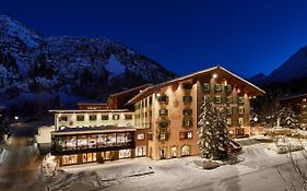 Hotel Post Lech Arlberg Exterior photo