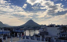 Varah Square Guest House Pushkar Exterior photo