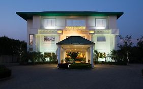The Manor Kashipur By Leisure Hotels Exterior photo