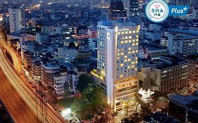 Novotel Bangkok Silom Road Hotel - Sha Extra Plus Exterior photo