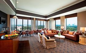 Sheraton Greensboro At Four Seasons Hotel Exterior photo
