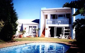 Blue Mountain Guest House Bloubergstrand Exterior photo