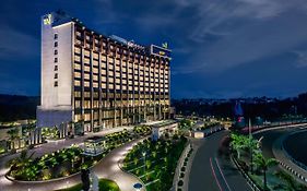 Hotel Taj Lakefront Bhopal Exterior photo