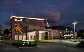 La Quinta Inn & Suites By Wyndham Springfield Exterior photo