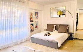 Apartamento Beautiful Fully Renovated Centrally Located Studio Mónaco Exterior photo