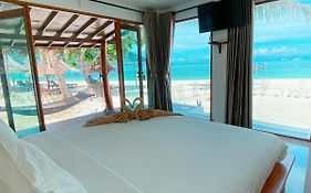 Andaman Beach Resort Lipe Exterior photo