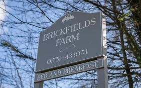 Brickfields Farm Bed and Breakfast Kirkbymoorside Exterior photo