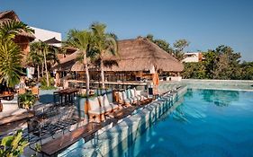 Mayan Monkey Hotel Tulum Exterior photo