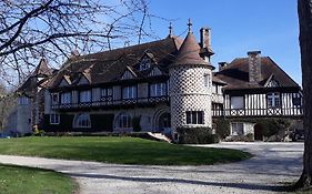 Chambres D'Hotes Manoir De Beaumarchais Les Chapelles-Bourbon Exterior photo